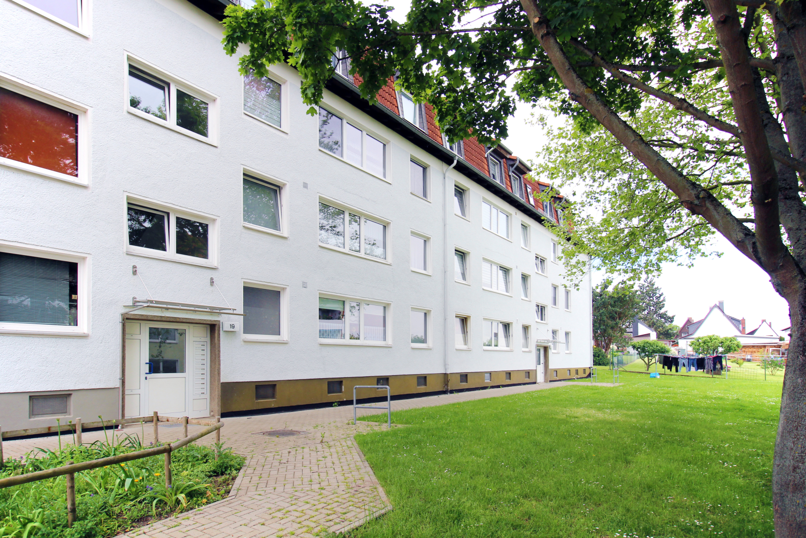 Dachgeschoss Wohnung in der Südstadt - Photo 2