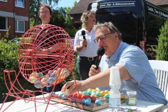 Balkon-Bingo mit Bingobär Michael Thürnau