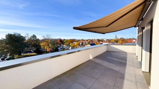 Dachterrasse mit Markise Heckenstraße 55